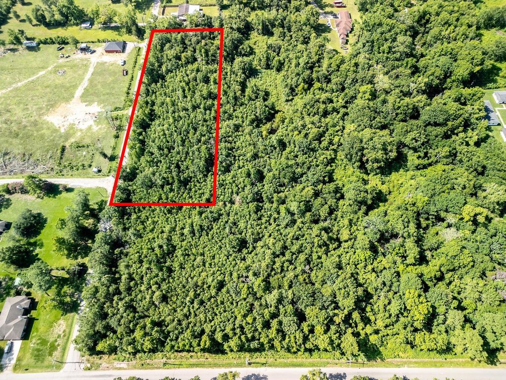 20-B Barrett Rd, Beaumont, TX 77708