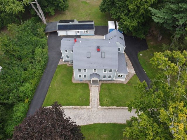 202 Boston Post Rd, Wayland, MA 01778