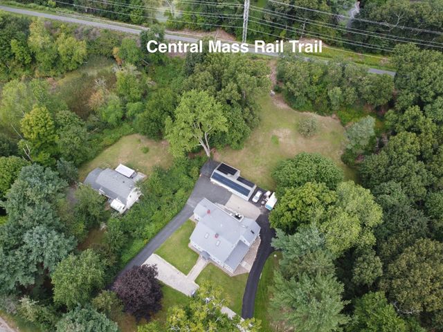 202 Boston Post Rd, Wayland, MA 01778