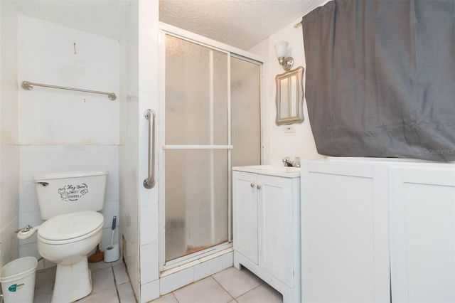 4102 W FAIRVIEW HEIGHTS, Tampa, FL 33616