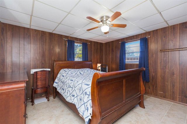 4102 W FAIRVIEW HEIGHTS, Tampa, FL 33616