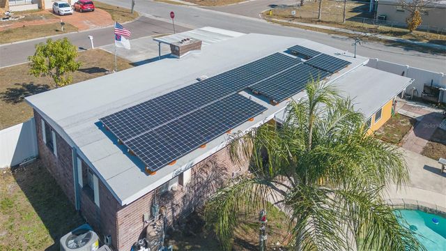 4102 W FAIRVIEW HEIGHTS, Tampa, FL 33616