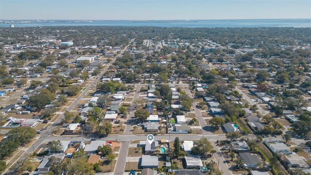 4102 W FAIRVIEW HEIGHTS, Tampa, FL 33616