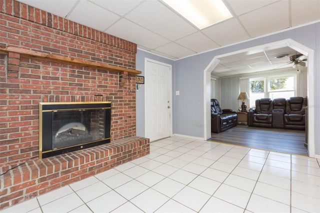 4102 W FAIRVIEW HEIGHTS, Tampa, FL 33616