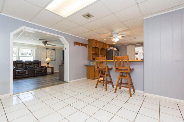 4102 W FAIRVIEW HEIGHTS, Tampa, FL 33616