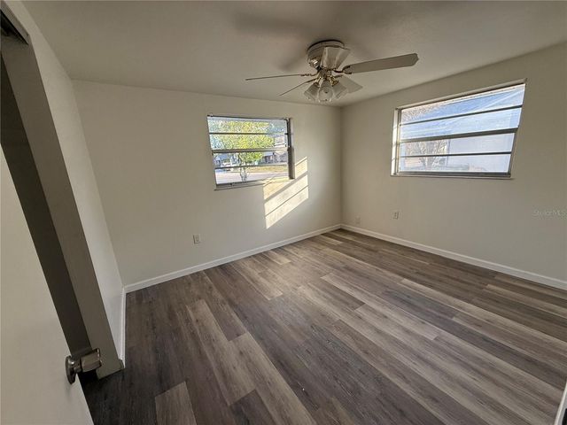 6039 20TH STREET, Zephyrhills, FL 33542