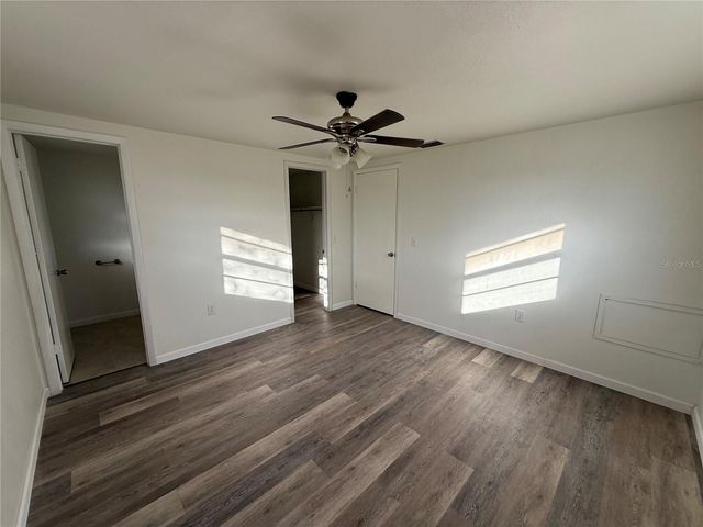 6039 20TH STREET, Zephyrhills, FL 33542