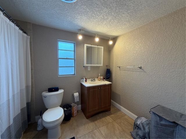 2926 W SAINT JOHN STREET, Tampa, FL 33607