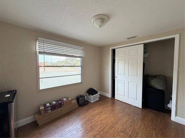 2926 W SAINT JOHN STREET, Tampa, FL 33607