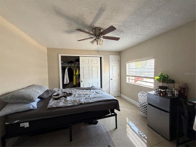 2926 W SAINT JOHN STREET, Tampa, FL 33607