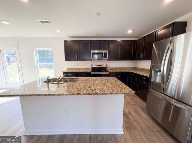 1355 Mills Cove Drive, Covington, GA 30016