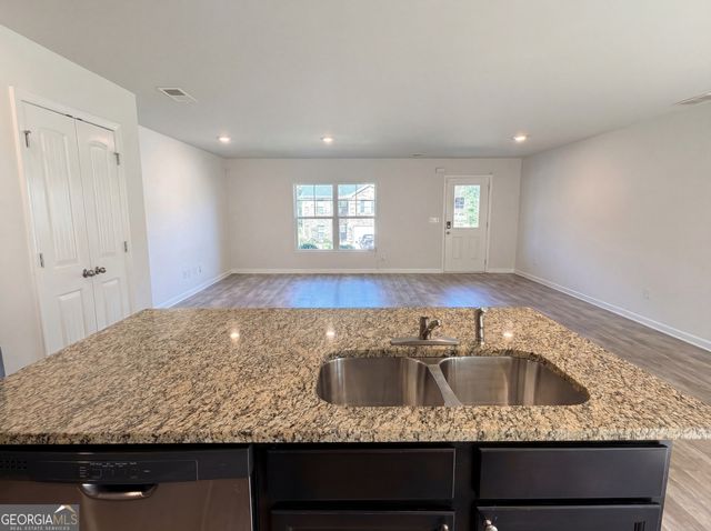 1355 Mills Cove Drive, Covington, GA 30016