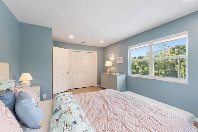 17375 Thunder Road, Jupiter, FL 33478