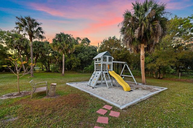 17375 Thunder Road, Jupiter, FL 33478