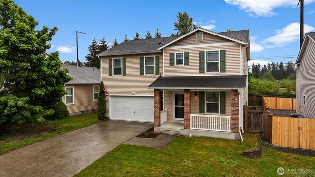 8422 175th Street Ct E, Puyallup, WA 98375