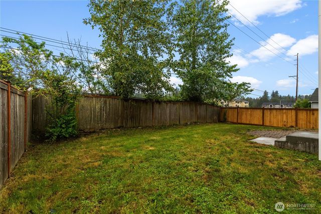 8422 175th Street Ct E, Puyallup, WA 98375