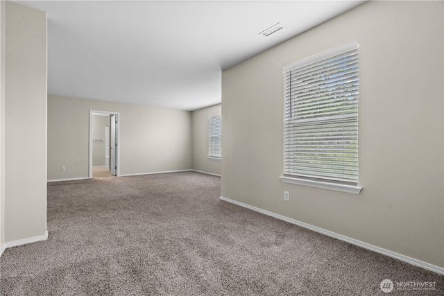 8422 175th Street Ct E, Puyallup, WA 98375