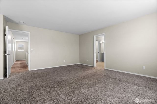 8422 175th Street Ct E, Puyallup, WA 98375