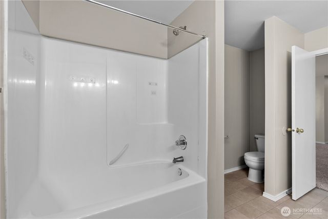 8422 175th Street Ct E, Puyallup, WA 98375