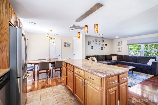 817 Dunellen Avenue, Dunellen, NJ 08812