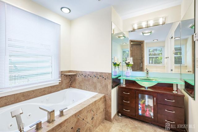 817 Dunellen Avenue, Dunellen, NJ 08812