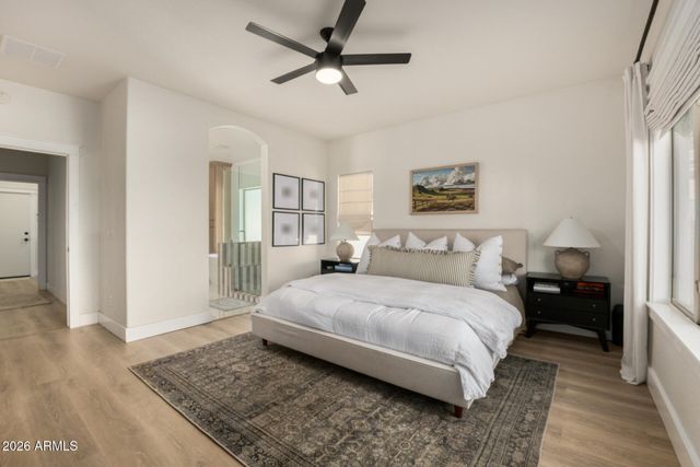 8942 E HOBART Street, Mesa, AZ 85207