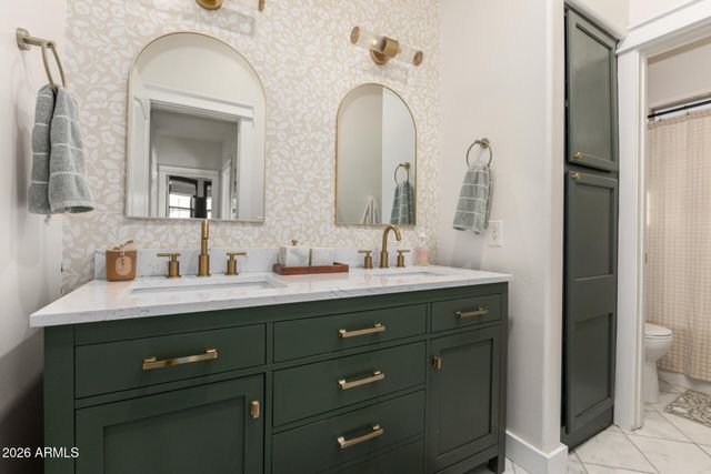 8942 E HOBART Street, Mesa, AZ 85207