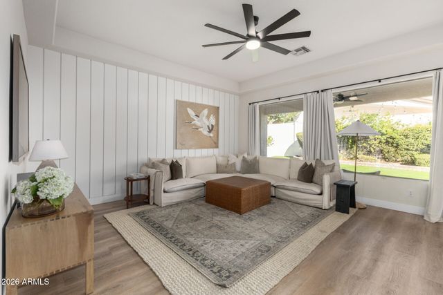 8942 E HOBART Street, Mesa, AZ 85207