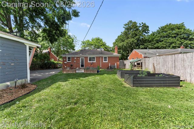 28717 Westfield Street, Livonia, MI 48150