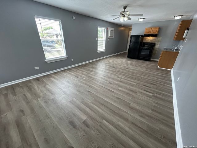 2319 Observation Dr Apt 1, San Antonio, TX 78227