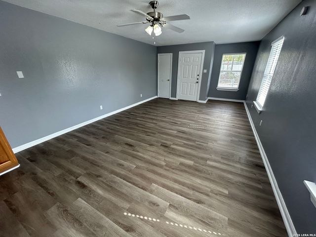 2319 Observation Dr Apt 1, San Antonio, TX 78227
