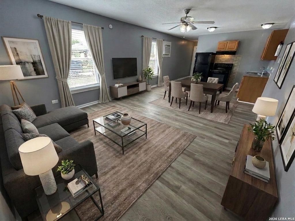 2319 Observation Dr Apt 1, San Antonio, TX 78227