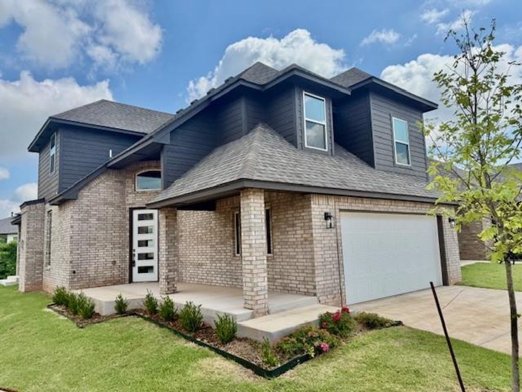 7233 NW 153rd Street, Edmond, OK 73013