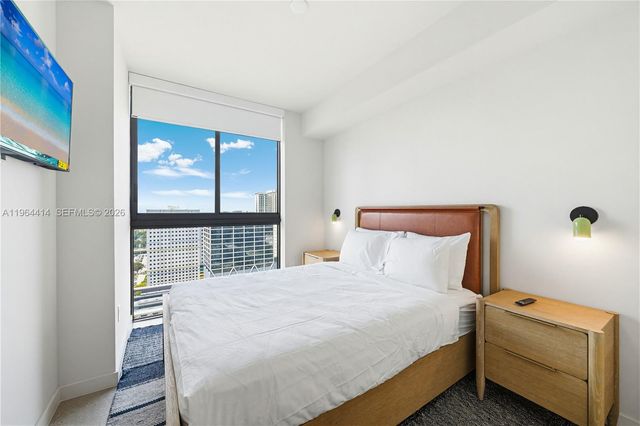 11 NE 6th 2901, Miami, FL 33132