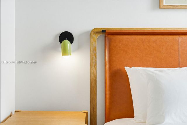 11 NE 6th 2901, Miami, FL 33132