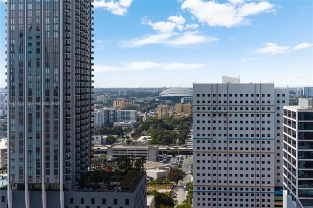 11 NE 6th 2901, Miami, FL 33132