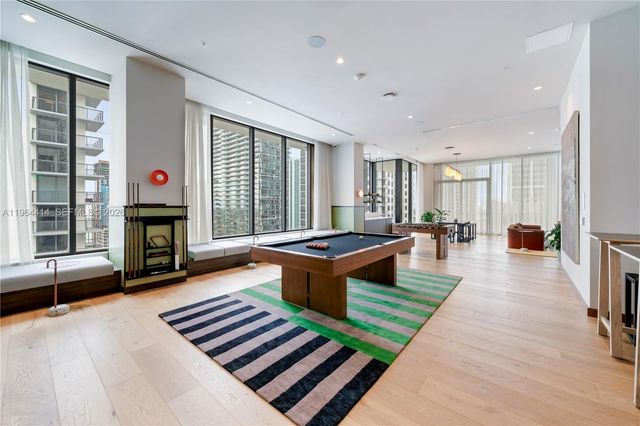 11 NE 6th 2901, Miami, FL 33132