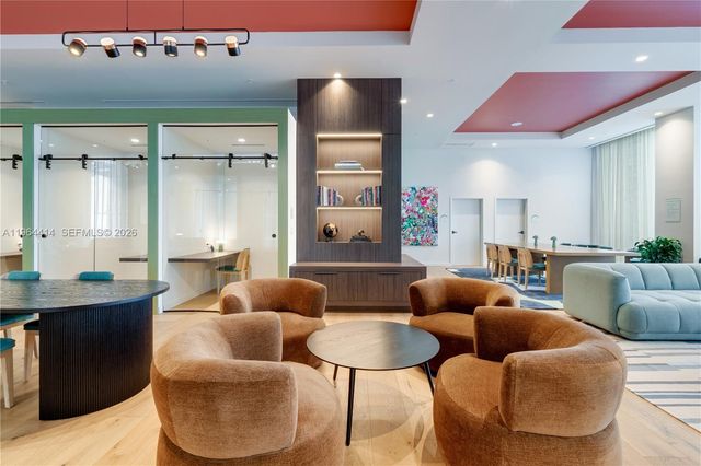 11 NE 6th 2901, Miami, FL 33132