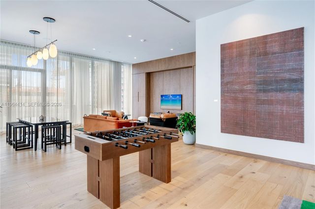 11 NE 6th 2901, Miami, FL 33132