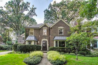 6420 N Navajo Avenue, Chicago, IL 60646