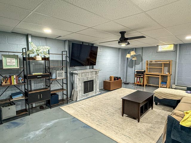 6 Olivetti Place, Plattsburgh, NY 12901