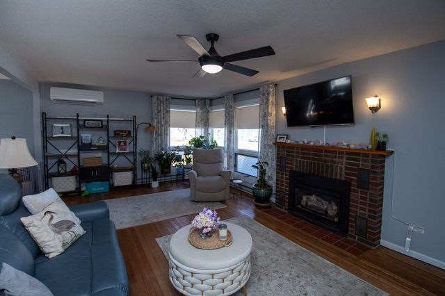 6 Olivetti Place, Plattsburgh, NY 12901