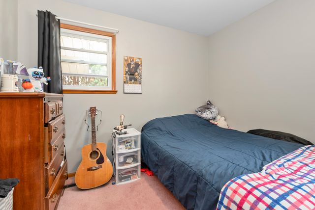 15017 Sunset Avenue, Oak Forest, IL 60452