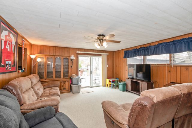 15017 Sunset Avenue, Oak Forest, IL 60452