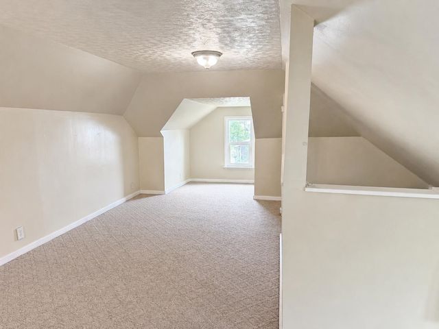 1011 E Augusta Ave, Spokane, WA 99207