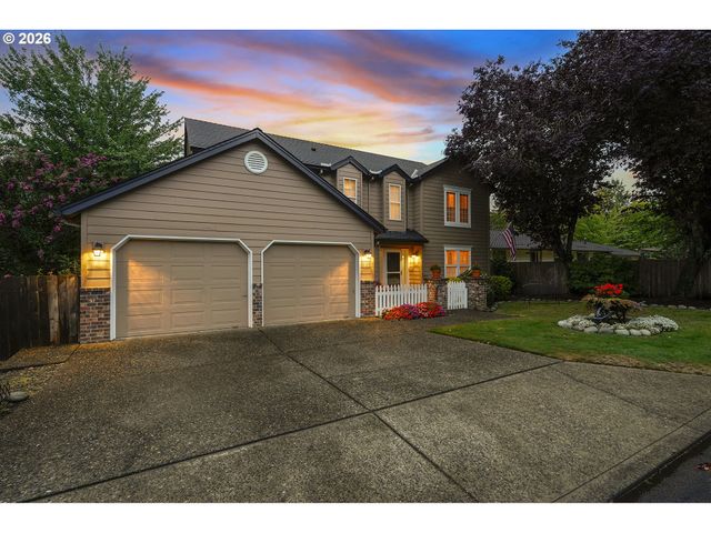 12135 Se EISERT Ct, Happy Valley, OR 97086