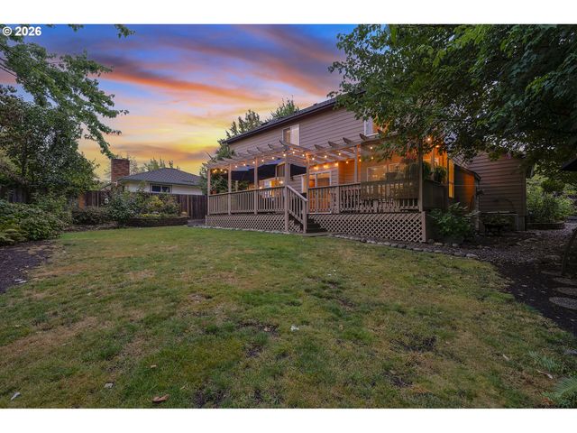 12135 Se EISERT Ct, Happy Valley, OR 97086