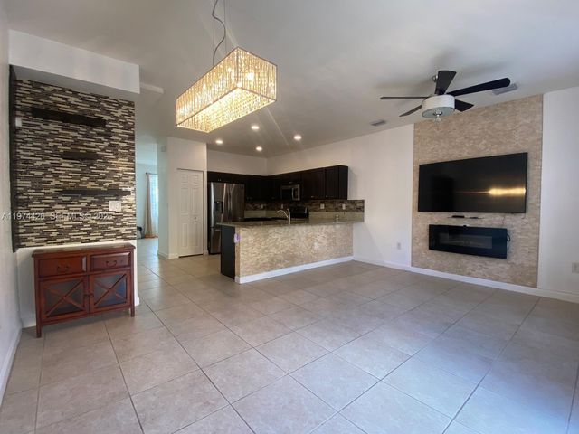 11543 SW 248th Ln, Homestead, FL 33032