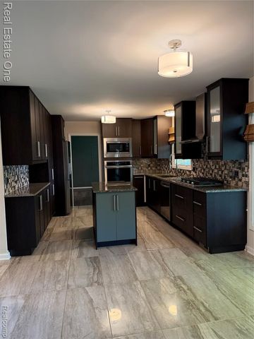 46310 Lafonde Court, Plymouth, MI 48170