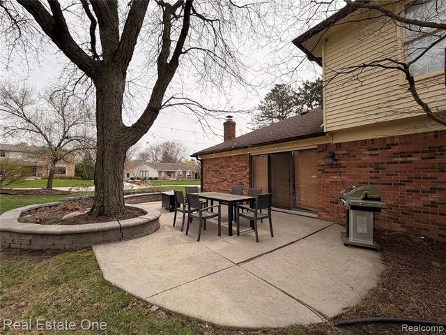 46310 Lafonde Court, Plymouth, MI 48170